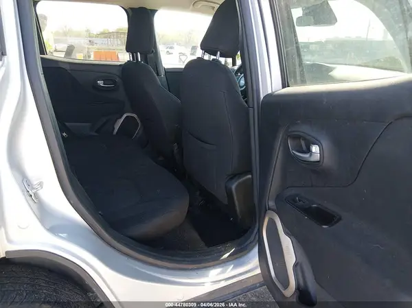 ZACCJBBB6HPE80040 2017 JEEP RENEGADE - Image 8