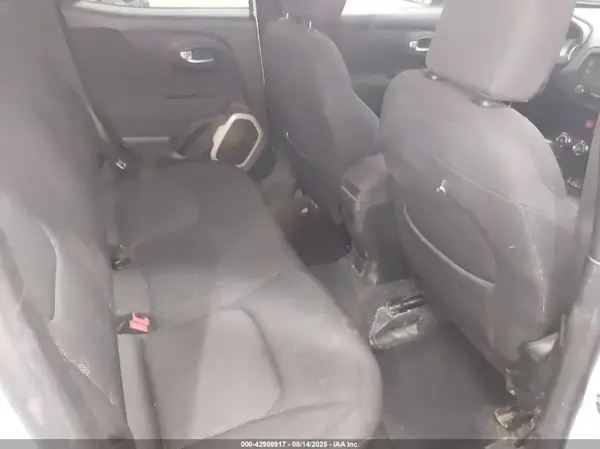 ZACCJBBB6HPF20424 2017 JEEP RENEGADE - Image 8