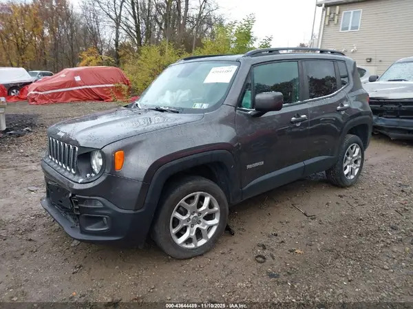 ZACCJBBB6HPF22531 2017 JEEP RENEGADE - Image 2