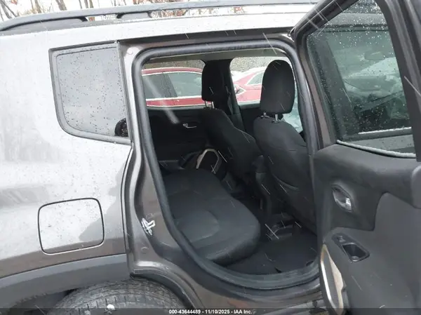 ZACCJBBB6HPF22531 2017 JEEP RENEGADE - Image 8