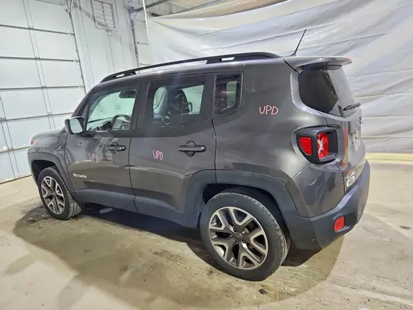 ZACCJBBB6HPF24473 2017 JEEP RENEGADE - Image 2