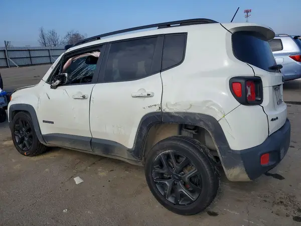 ZACCJBBB6HPF27356 2017 JEEP RENEGADE - Image 2