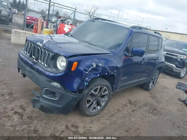 ZACCJBBB6HPF62978 2017 JEEP RENEGADE - Image 2