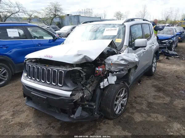 ZACCJBBB6HPF84897 2017 JEEP RENEGADE - Image 2