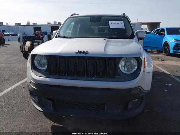ZACCJBBB6HPF99089 2017 JEEP RENEGADE - Image 5
