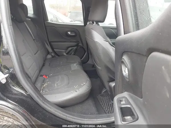 ZACCJBBB6HPG00080 2017 JEEP RENEGADE - Image 8