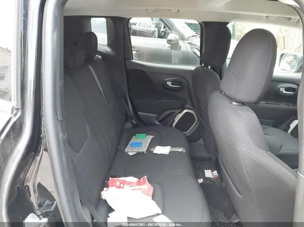 ZACCJBBB6HPG09183 2017 JEEP RENEGADE - Image 8