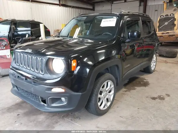 ZACCJBBB6HPG34746 2017 JEEP RENEGADE - Image 2