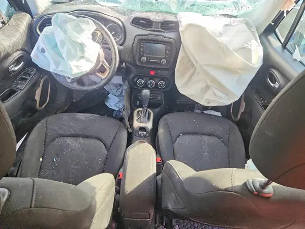 ZACCJBBB6HPG57069 2017 JEEP RENEGADE - Image 8