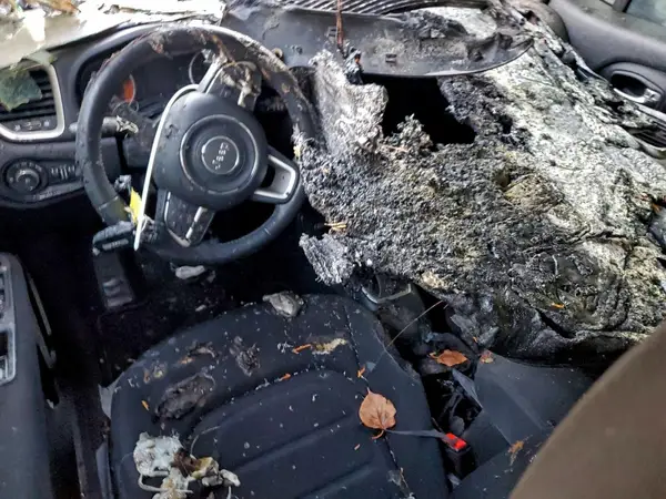 ZACCJBBB6JPG97013 2018 JEEP RENEGADE - Image 8
