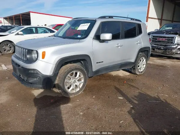 ZACCJBBB6JPH25120 2018 JEEP RENEGADE - Image 2