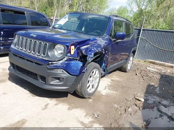 ZACCJBBB6JPH37364 2018 JEEP RENEGADE - Image 2