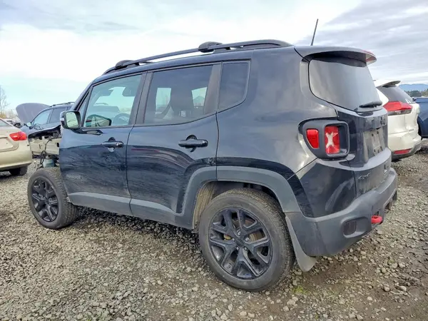 ZACCJBBB6JPH70235 2018 JEEP RENEGADE - Image 2