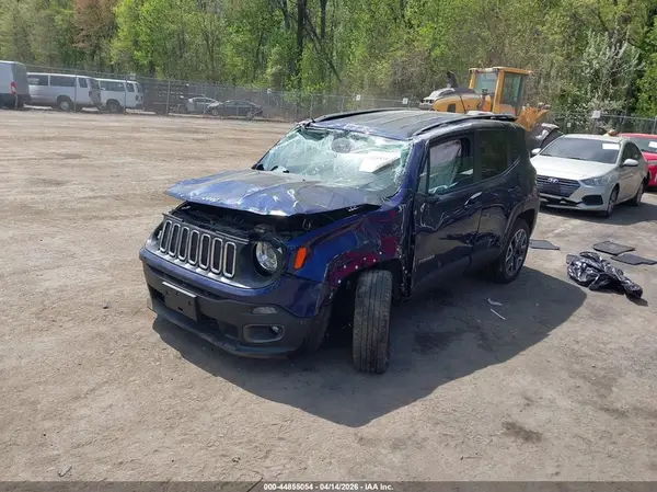 ZACCJBBB6JPH72597 2018 JEEP RENEGADE - Image 2