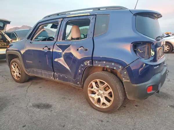 ZACCJBBB6JPH84149 2018 JEEP RENEGADE - Image 2