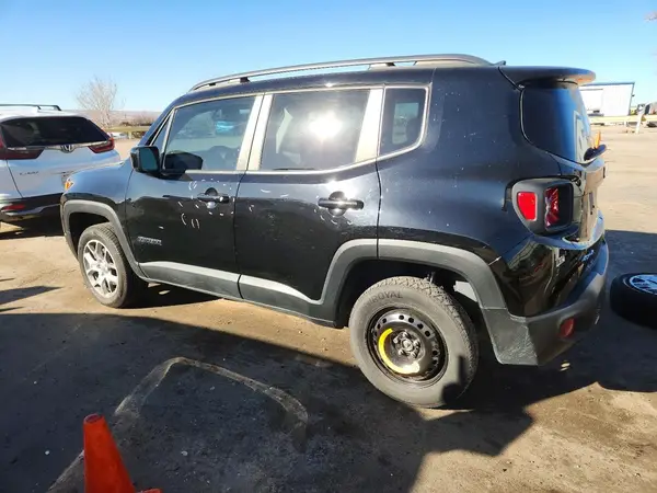 ZACCJBBB6JPH94874 2018 JEEP RENEGADE - Image 2