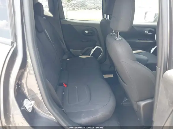ZACCJBBB6JPH95586 2018 JEEP RENEGADE - Image 8