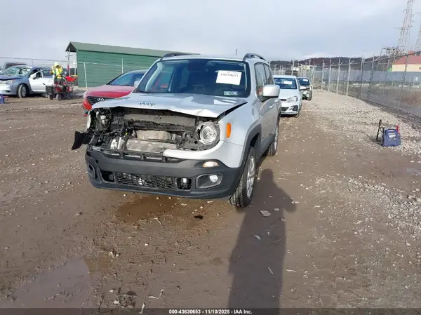 ZACCJBBB6JPH96625 2018 JEEP RENEGADE - Image 2