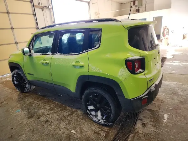 ZACCJBBB6JPJ00469 2018 JEEP RENEGADE - Image 2