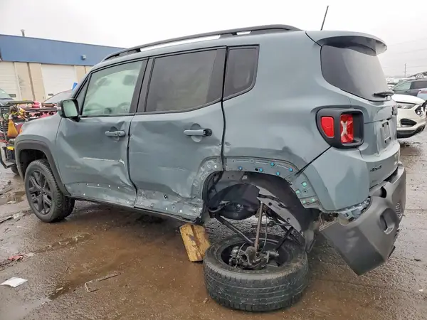 ZACCJBBB6JPJ19149 2018 JEEP RENEGADE - Image 2