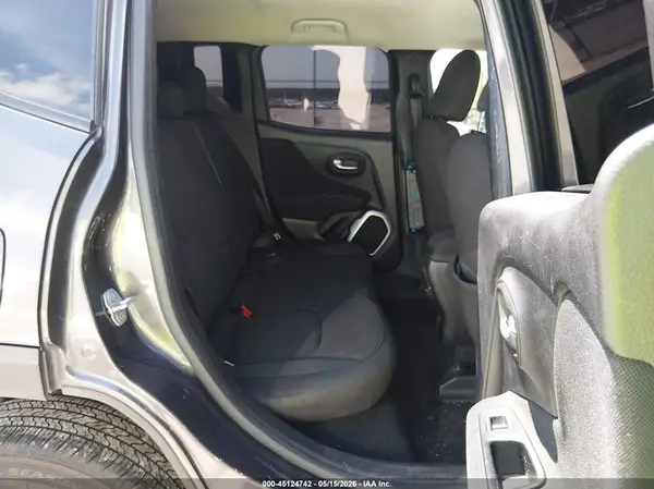 ZACCJBBB6JPJ44956 2018 JEEP RENEGADE - Image 8