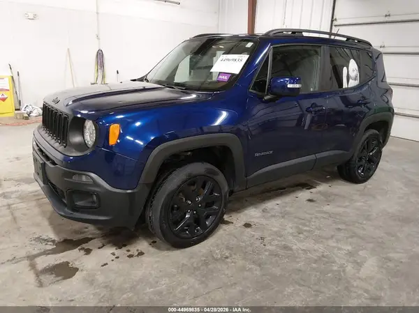 ZACCJBBB7HPE64865 2017 JEEP RENEGADE - Image 2
