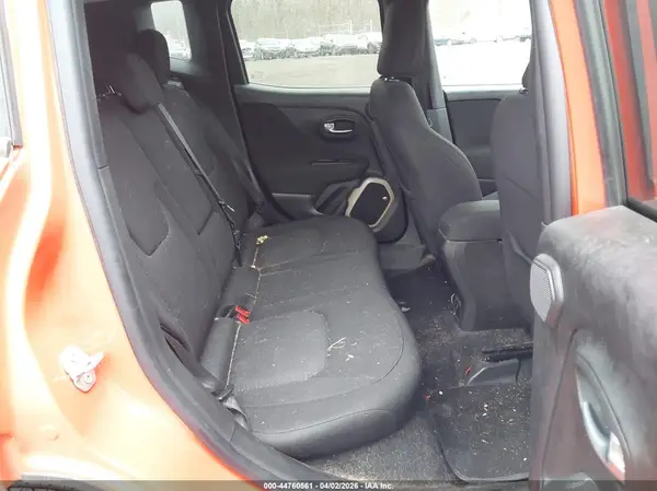 ZACCJBBB7HPE70973 2017 JEEP RENEGADE - Image 8