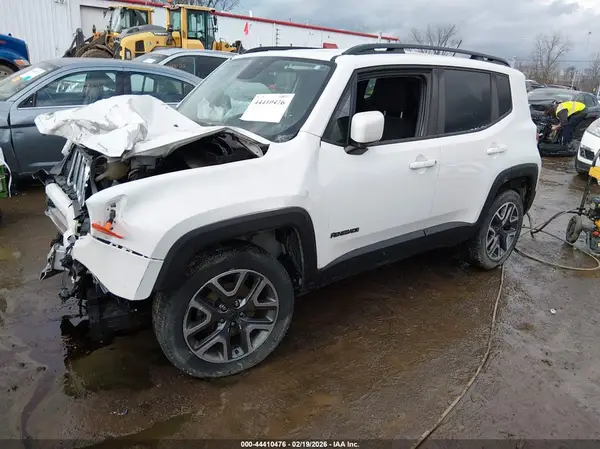 ZACCJBBB7HPE88387 2017 JEEP RENEGADE - Image 2