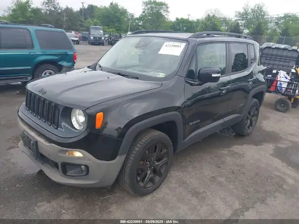 ZACCJBBB7HPF22652 2017 JEEP RENEGADE - Image 2
