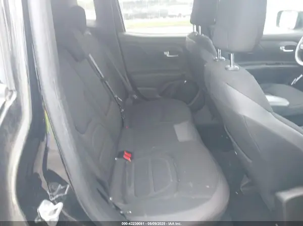 ZACCJBBB7HPF22652 2017 JEEP RENEGADE - Image 8