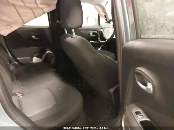 ZACCJBBB7HPF30508 2017 JEEP RENEGADE - Image 8