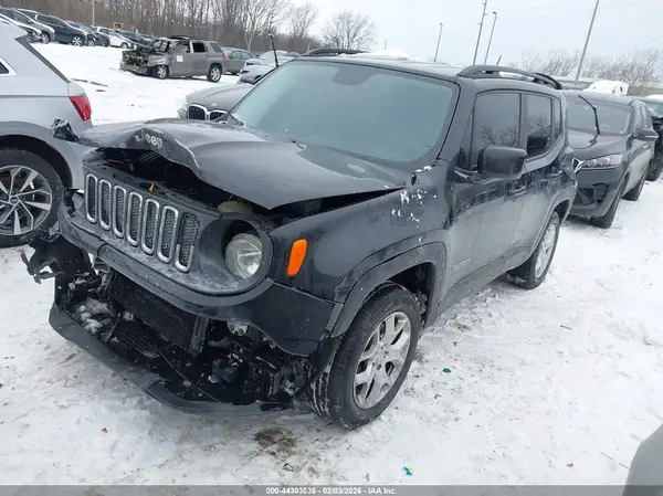 ZACCJBBB7HPF47535 2017 JEEP RENEGADE - Image 2