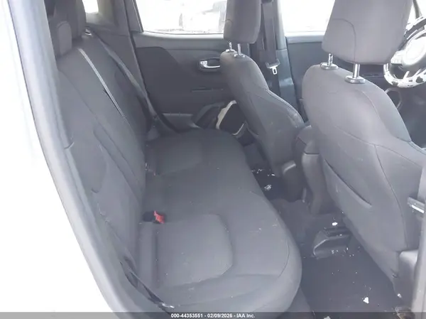 ZACCJBBB7HPG10049 2017 JEEP RENEGADE - Image 8