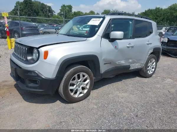ZACCJBBB7HPG32570 2017 JEEP RENEGADE - Image 2
