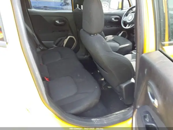 ZACCJBBB7HPG40829 2017 JEEP RENEGADE - Image 8