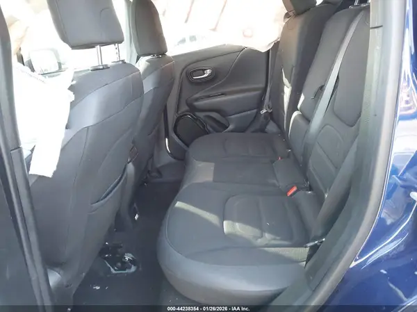 ZACCJBBB7HPG47456 2017 JEEP RENEGADE - Image 8