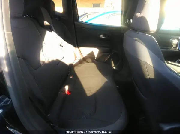 ZACCJBBB7JPG97036 2018 JEEP RENEGADE - Image 8