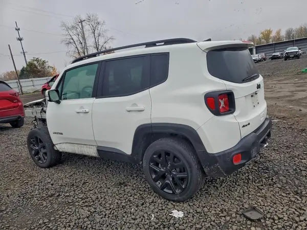 ZACCJBBB7JPH10626 2018 JEEP RENEGADE - Image 2