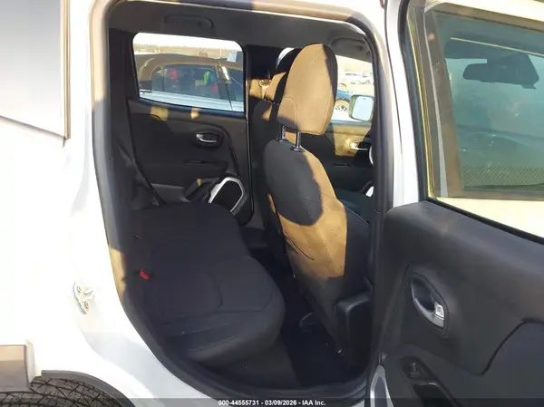 ZACCJBBB7JPH73127 2018 JEEP RENEGADE - Image 8