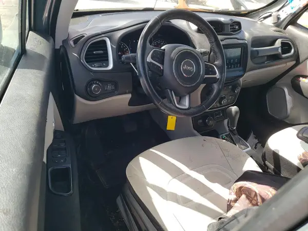ZACCJBBB7JPJ09035 2018 JEEP RENEGADE - Image 8