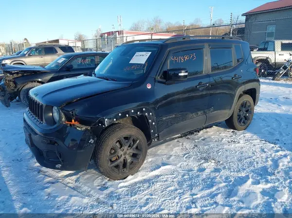 ZACCJBBB7JPJ15658 2018 JEEP RENEGADE - Image 2