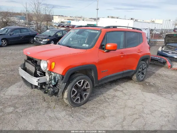 ZACCJBBB7JPJ55836 2018 JEEP RENEGADE - Image 2