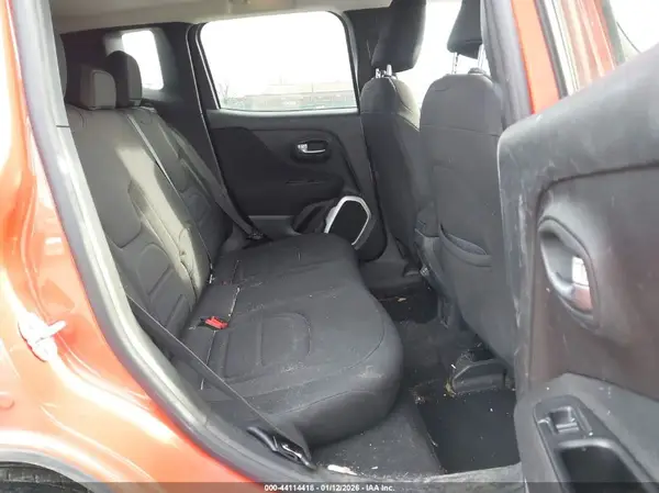 ZACCJBBB7JPJ55836 2018 JEEP RENEGADE - Image 8