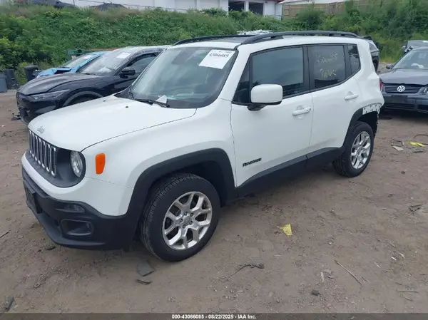 ZACCJBBB8HPE49694 2017 JEEP RENEGADE - Image 2