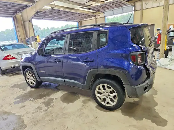 ZACCJBBB8HPE81710 2017 JEEP RENEGADE - Image 2