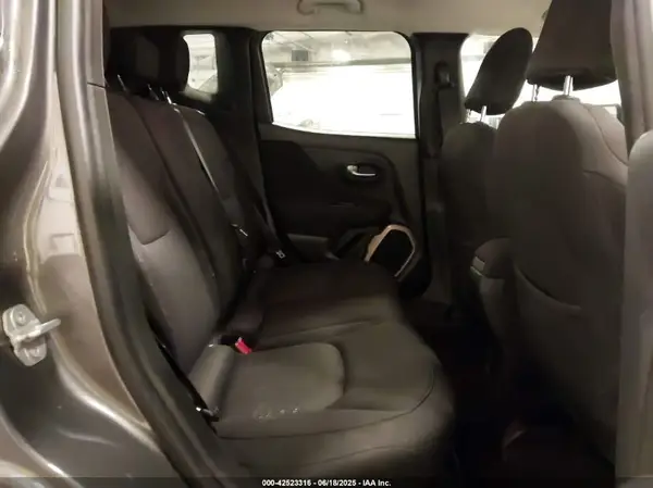 ZACCJBBB8HPE95509 2017 JEEP RENEGADE - Image 8