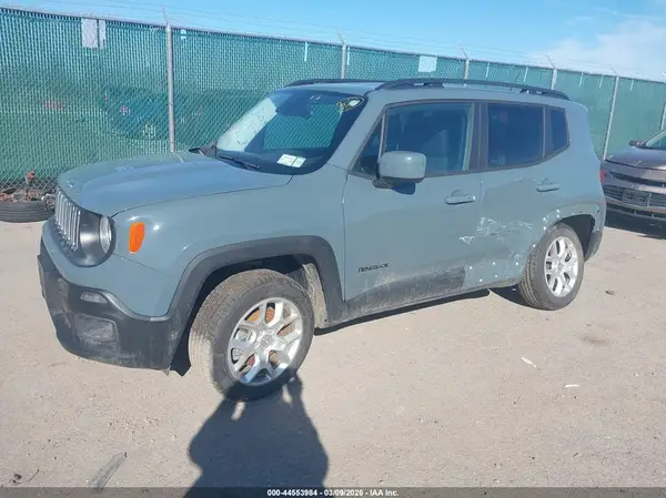 ZACCJBBB8HPF09473 2017 JEEP RENEGADE - Image 2