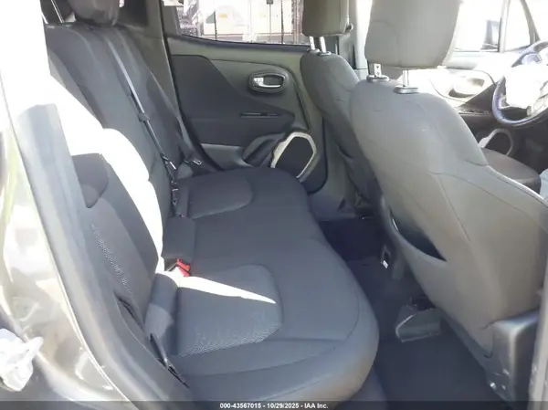 ZACCJBBB8HPF10705 2017 JEEP RENEGADE - Image 8