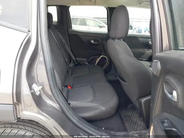 ZACCJBBB8HPF16732 2017 JEEP RENEGADE - Image 8