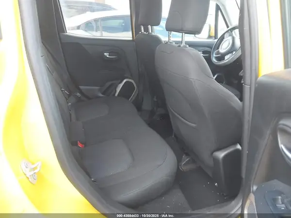 ZACCJBBB8HPF22868 2017 JEEP RENEGADE - Image 8